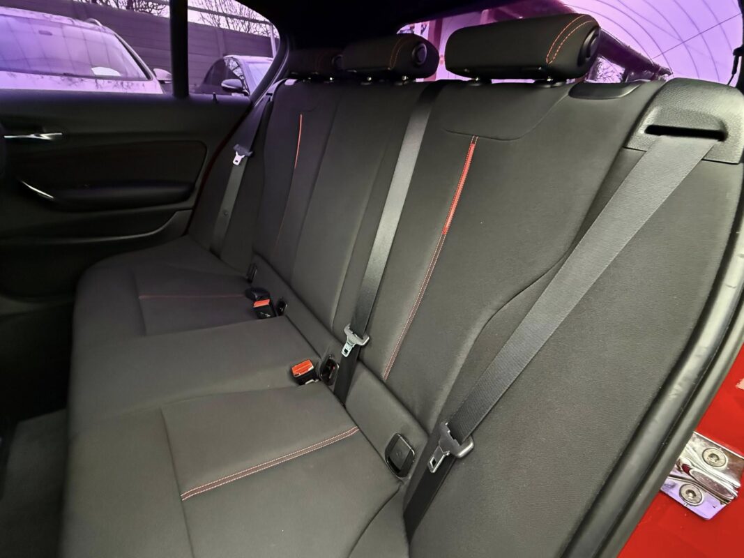 BMW Seria 1 118d DPF Aut. Edition Sport