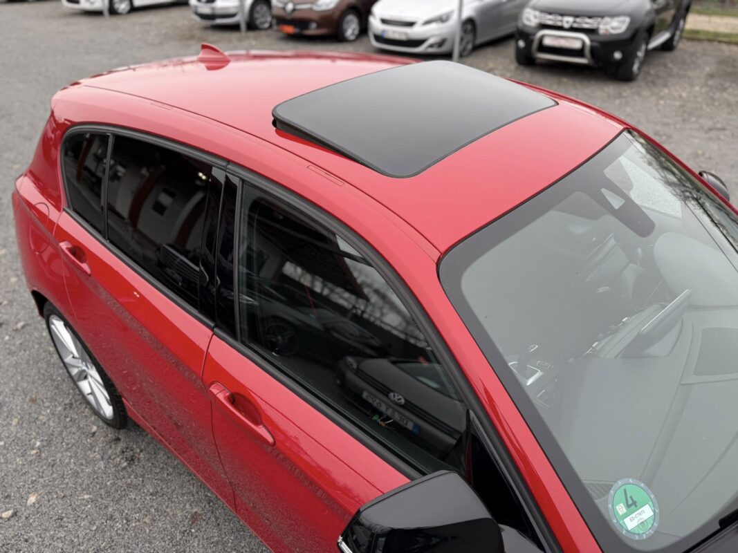 BMW Seria 1 118d DPF Aut. Edition Sport