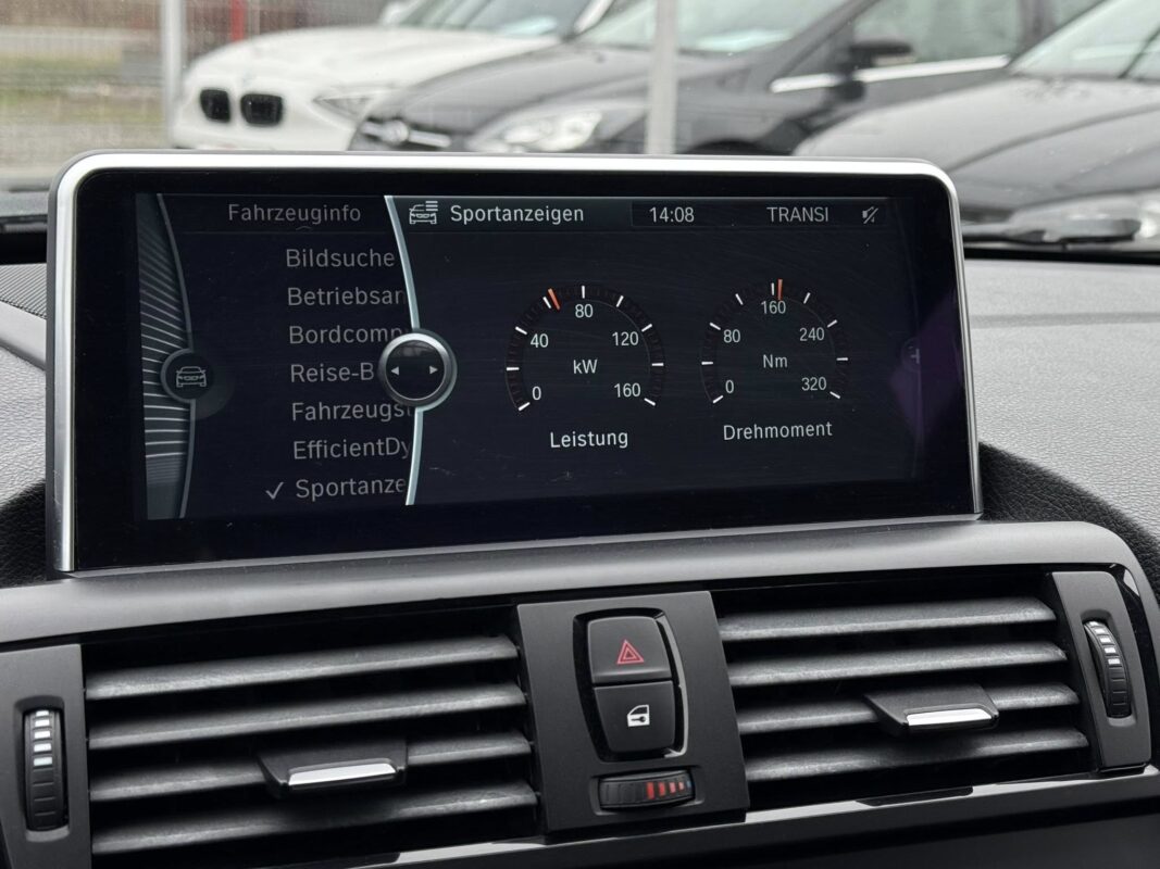 BMW Seria 1 118d DPF Aut. Edition Sport
